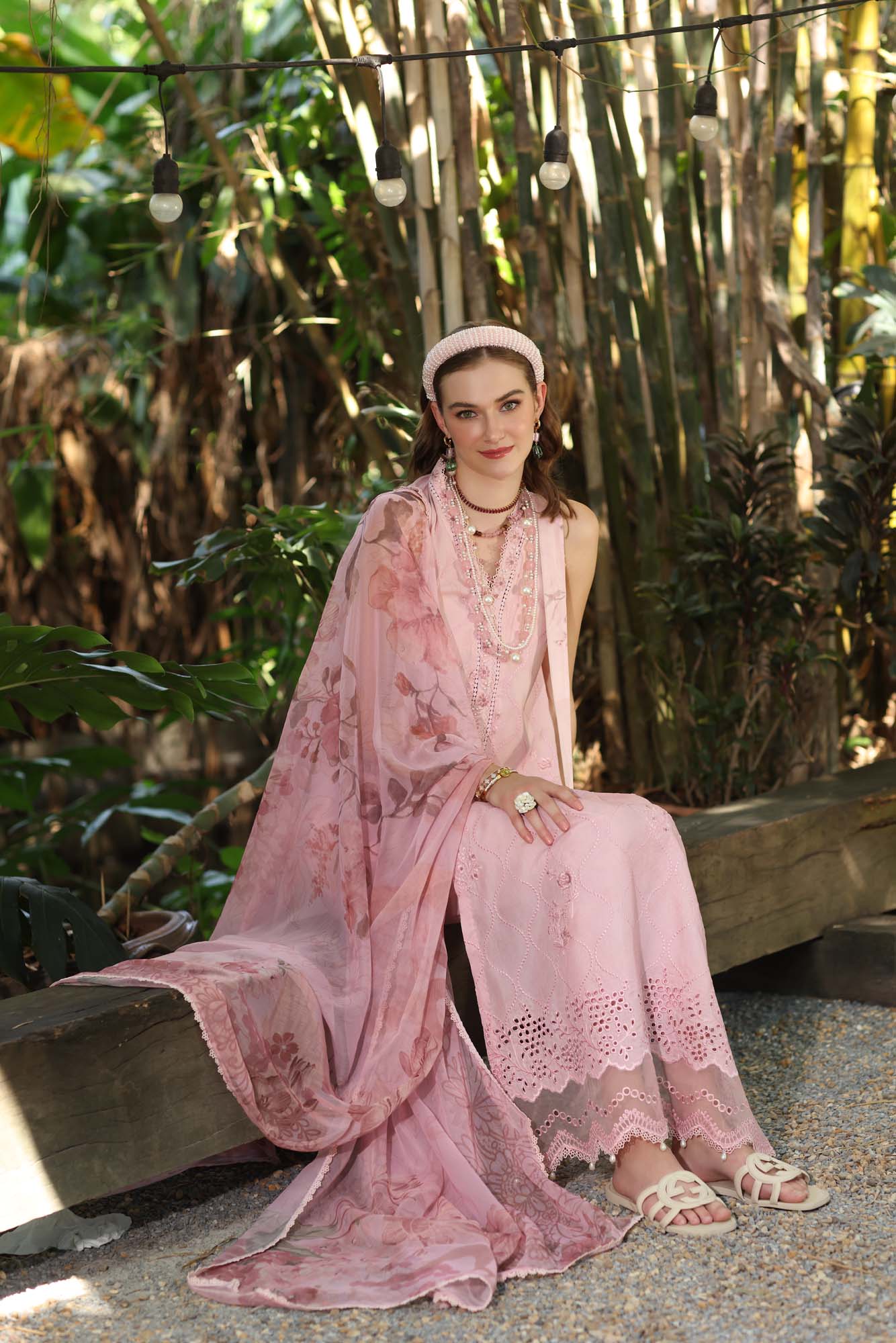Noor Eid Luxe Printedkari Lawn – D5-A