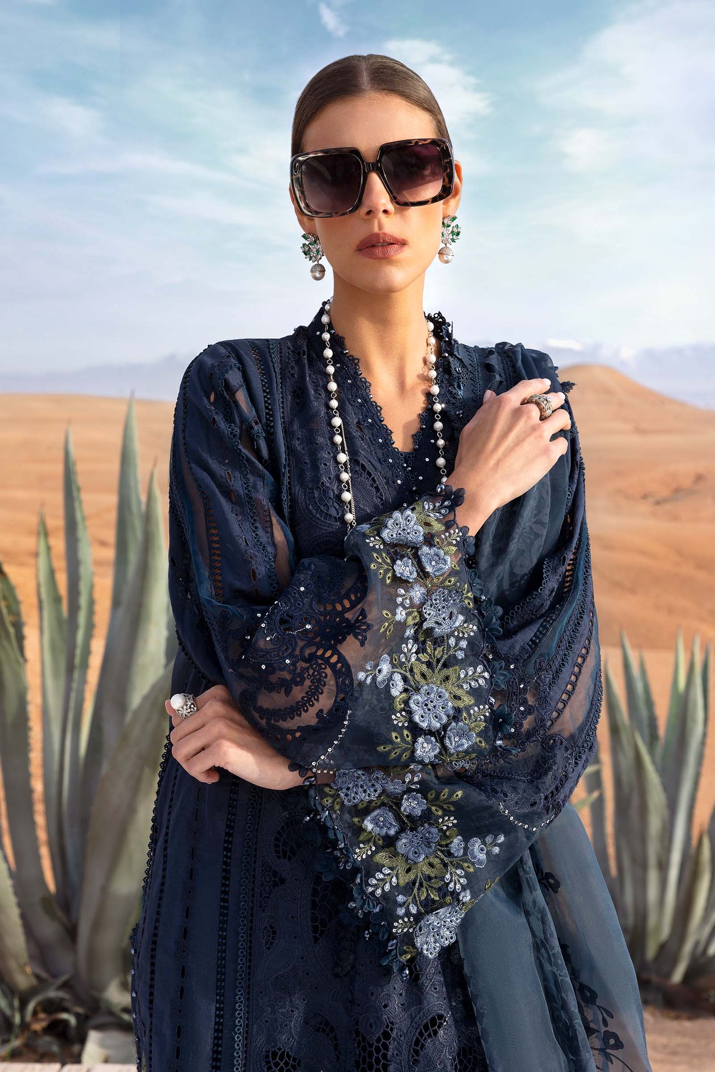 Maria B Lawn - 4B