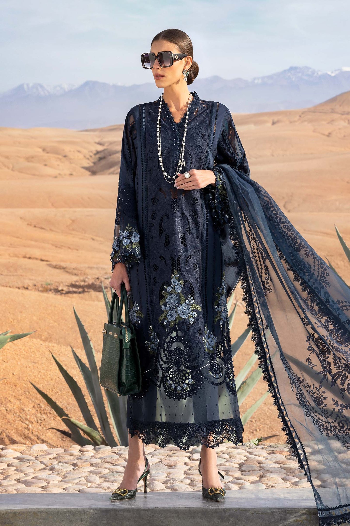 Maria B Lawn - 4B