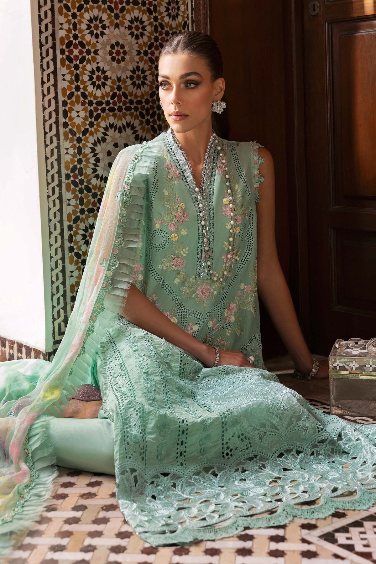 Maria B Lawn - 14A