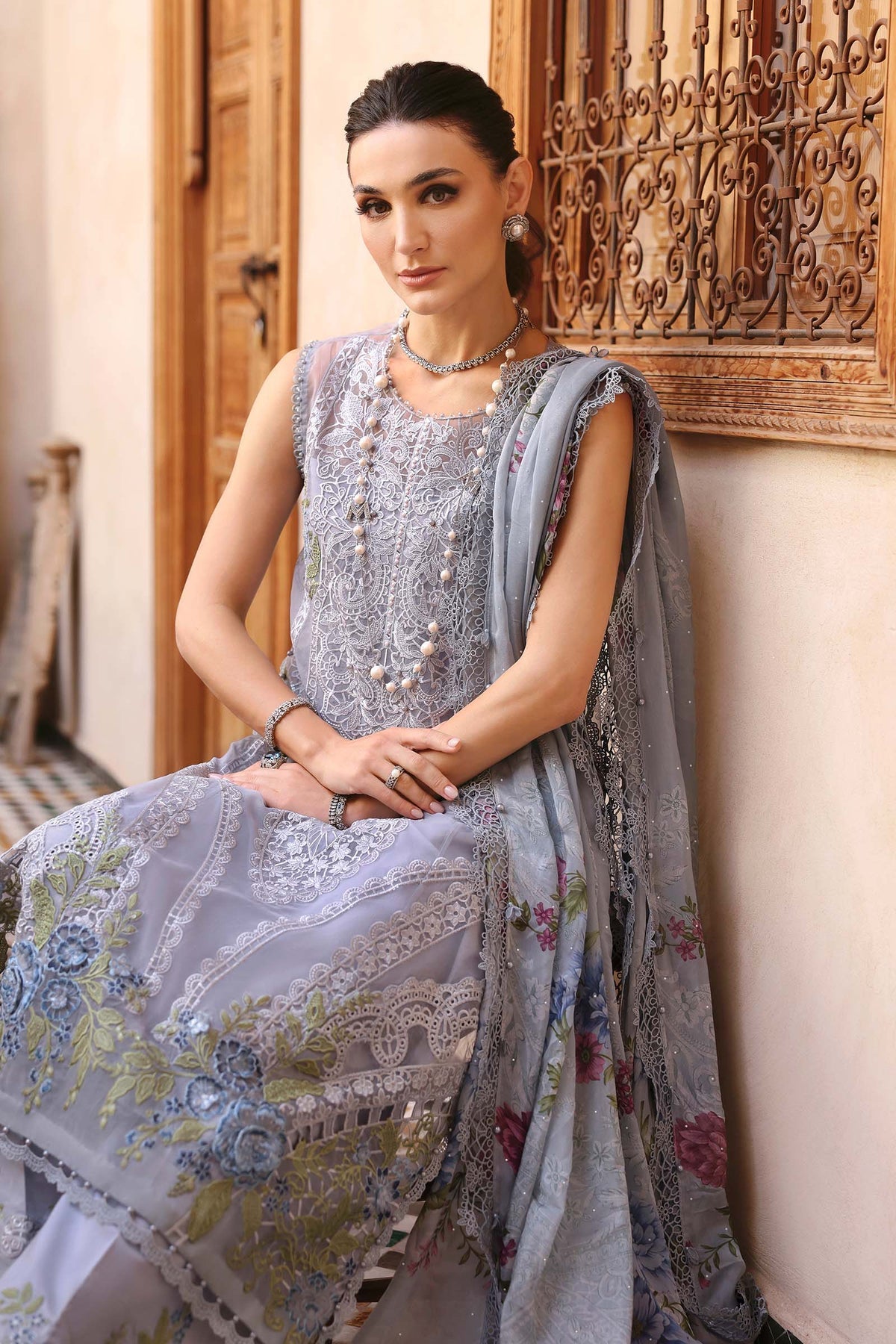 Maria B Lawn - 9B